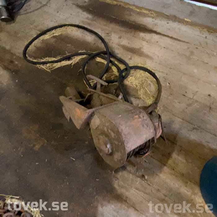 Slider image 0