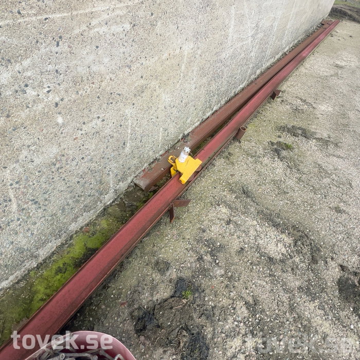 Slider image 0