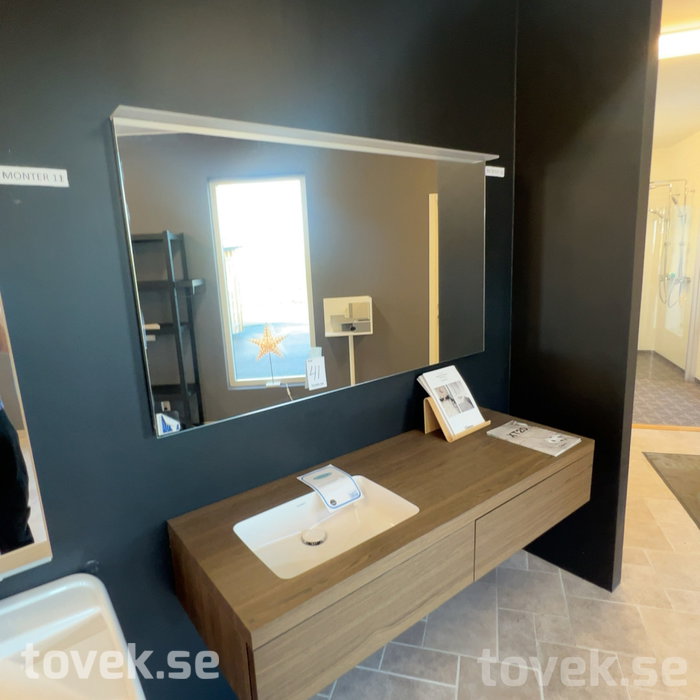 Slider image 0