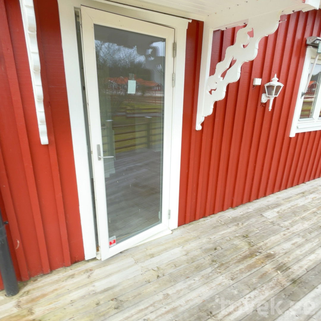 Slider image 0