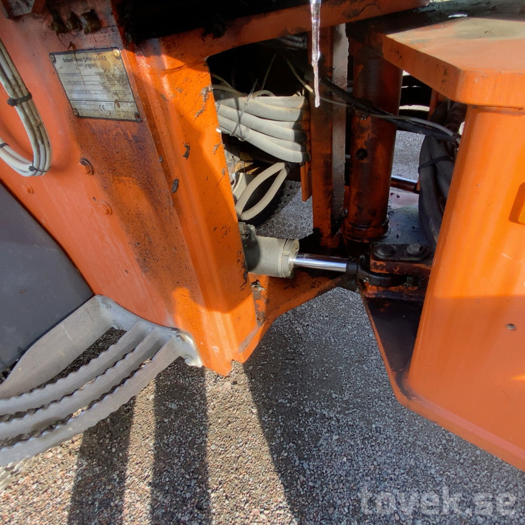 Slider image 10