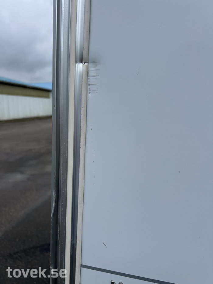 Slider image 9