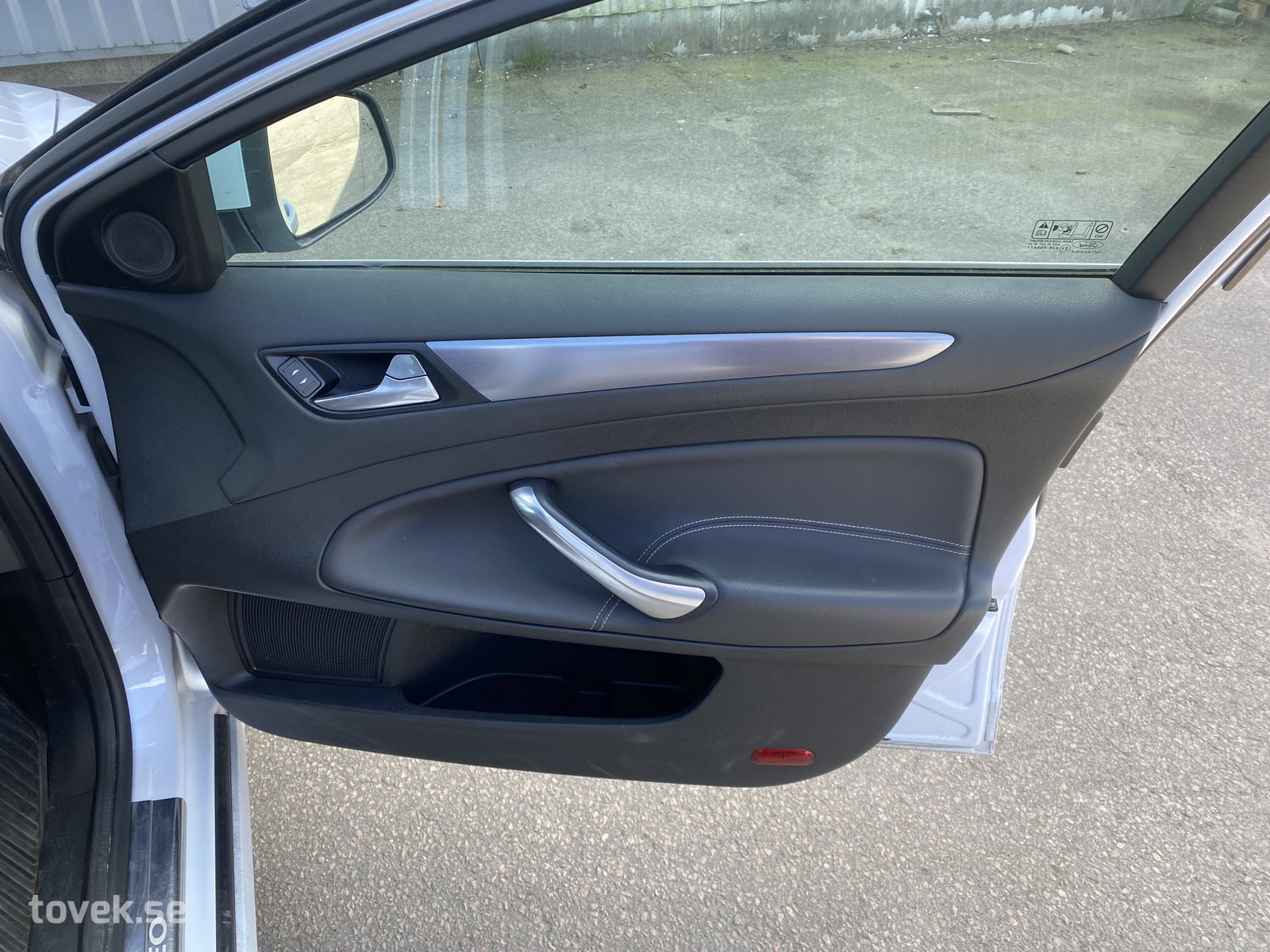 Slider image 13