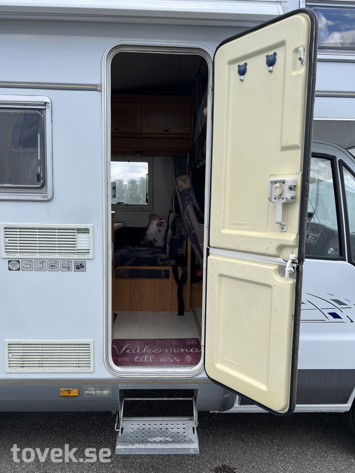 Slider image 18