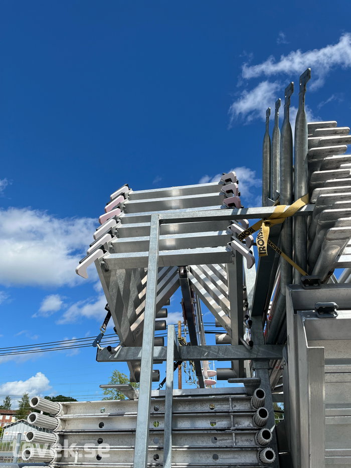 Slider image 8