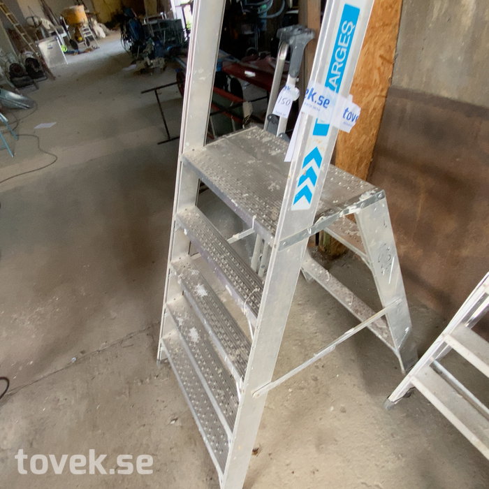Slider image 0