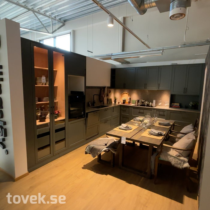 Slider image 0