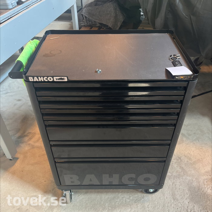 Slider image 0