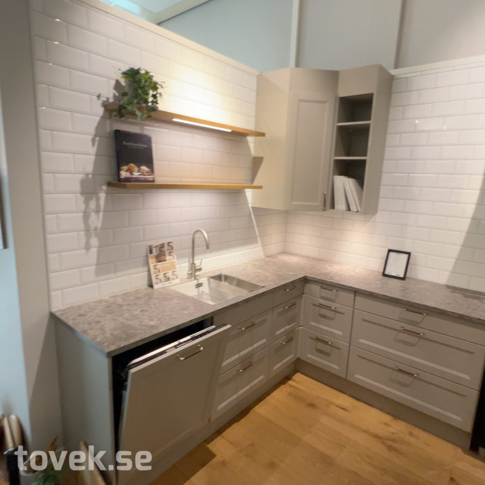 Slider image 13