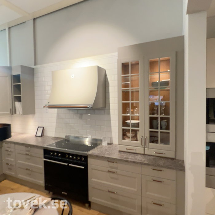 Slider image 10