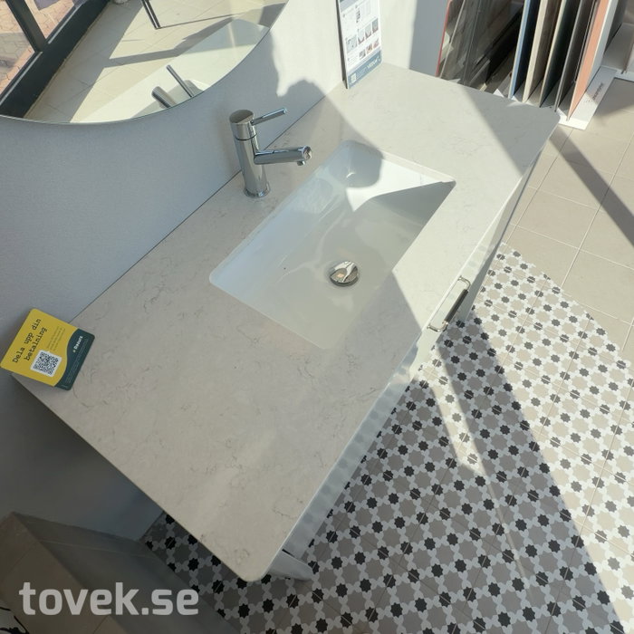Slider image 3