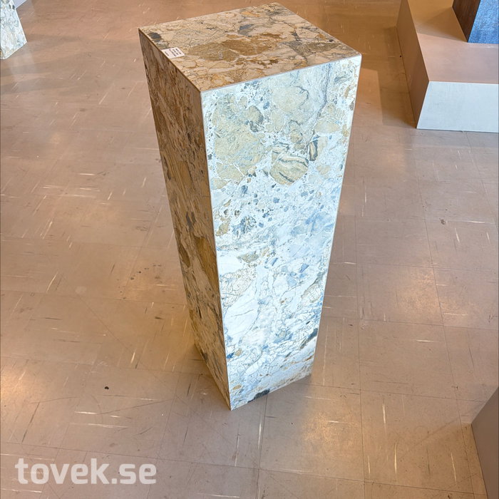 Slider image 0