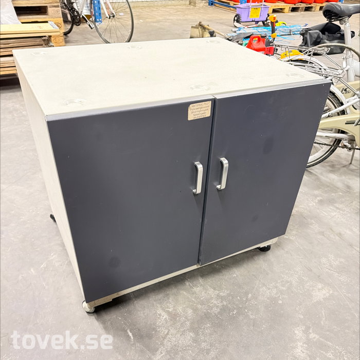 Slider image 0