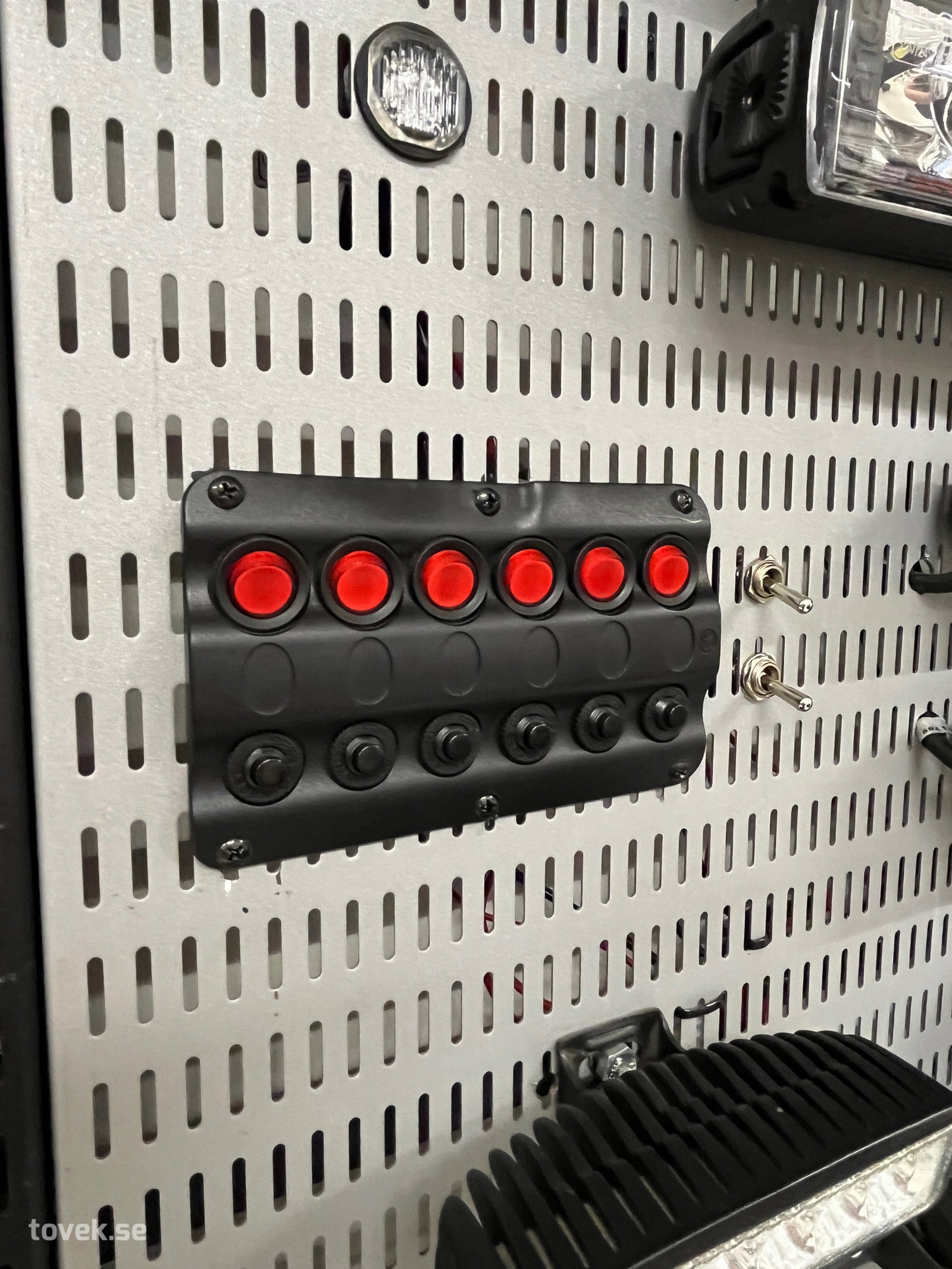Slider image 6