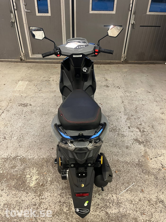 Slider image 10