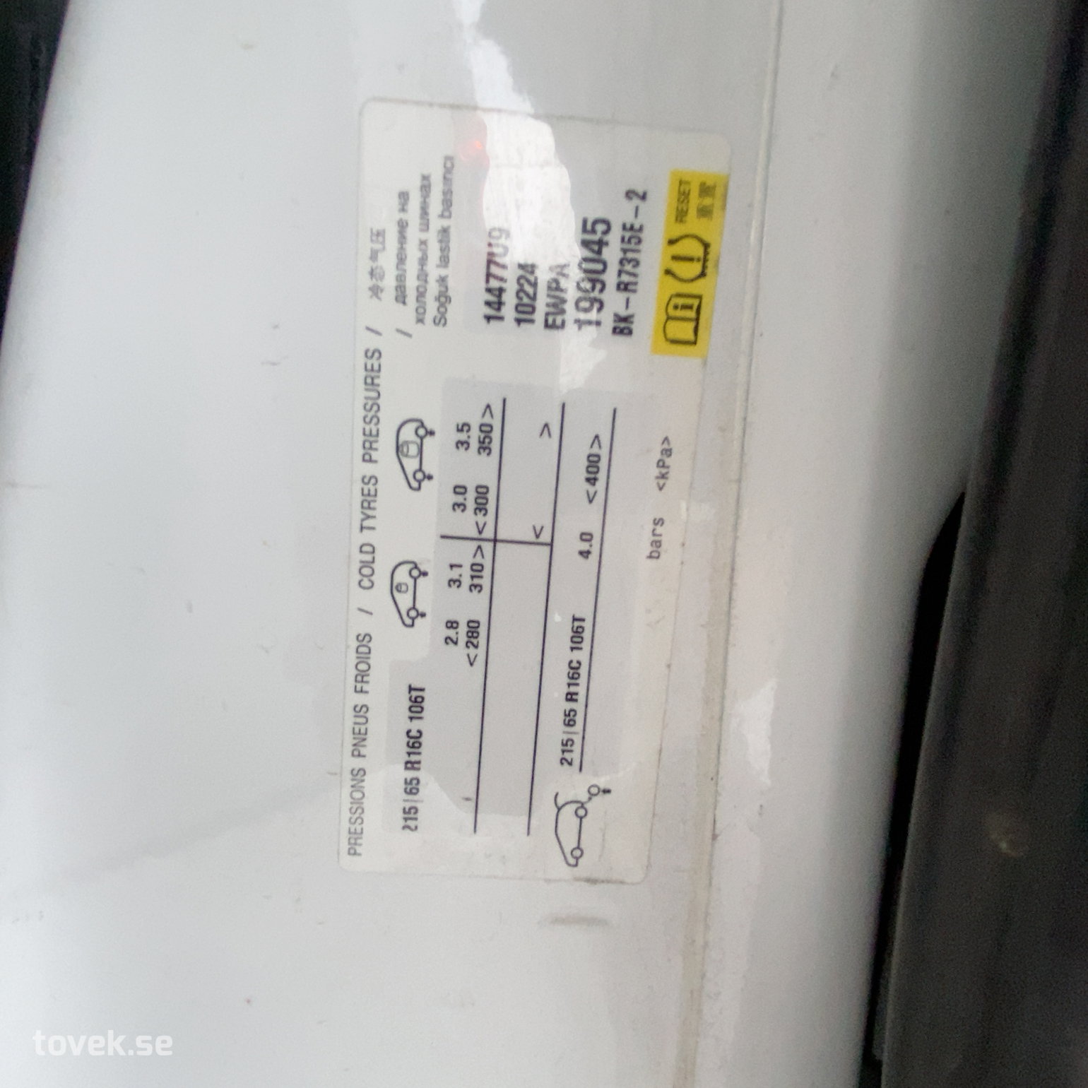 Slider image 32