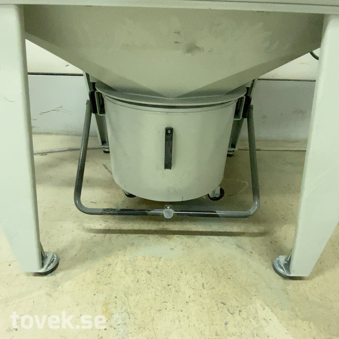 Slider image 32