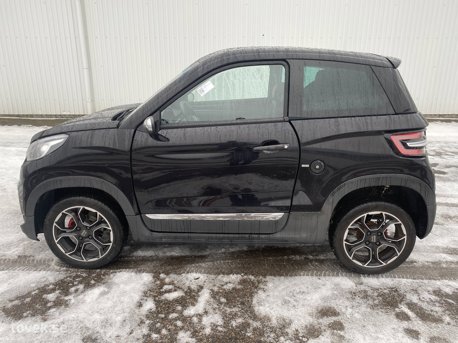 Slider image 1