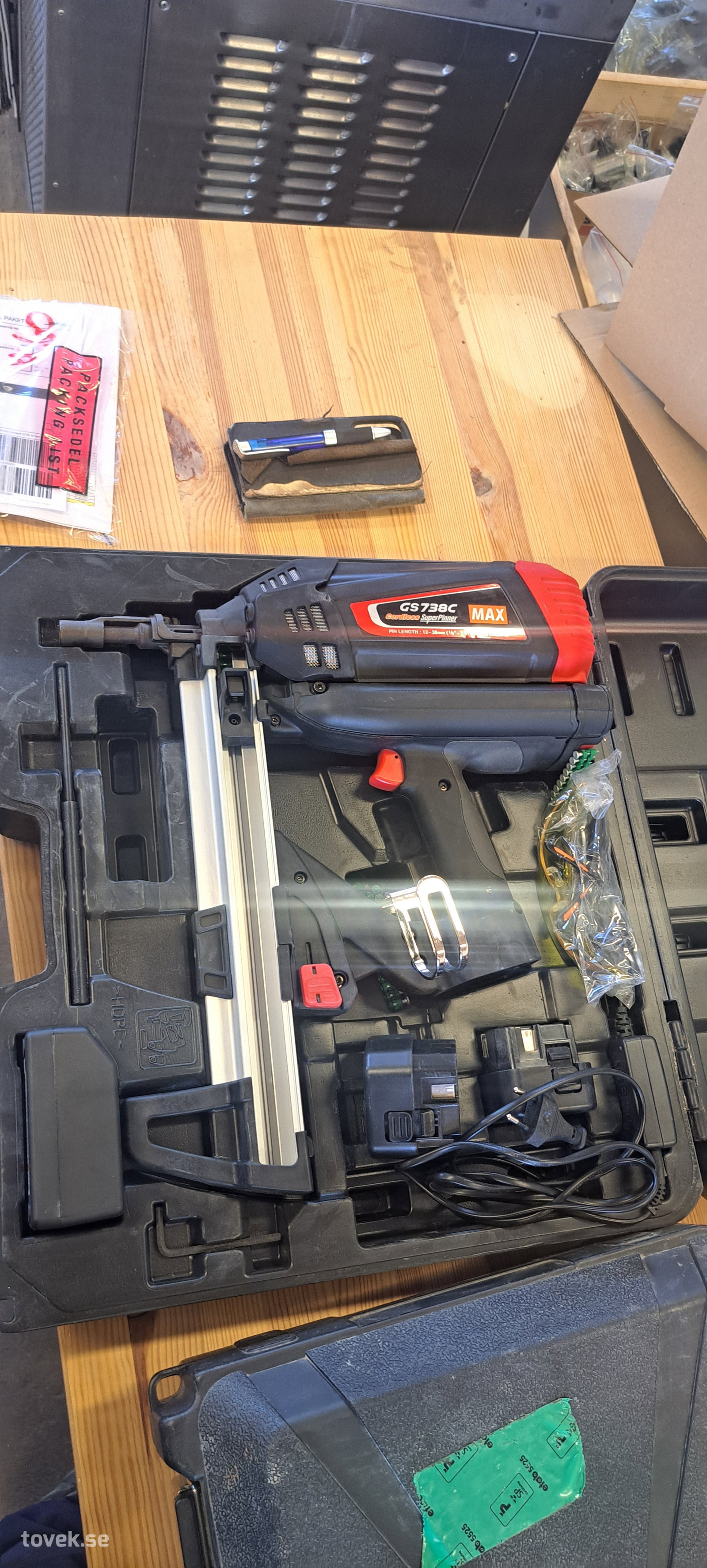 Max spikpistol Gas GS738C-LT