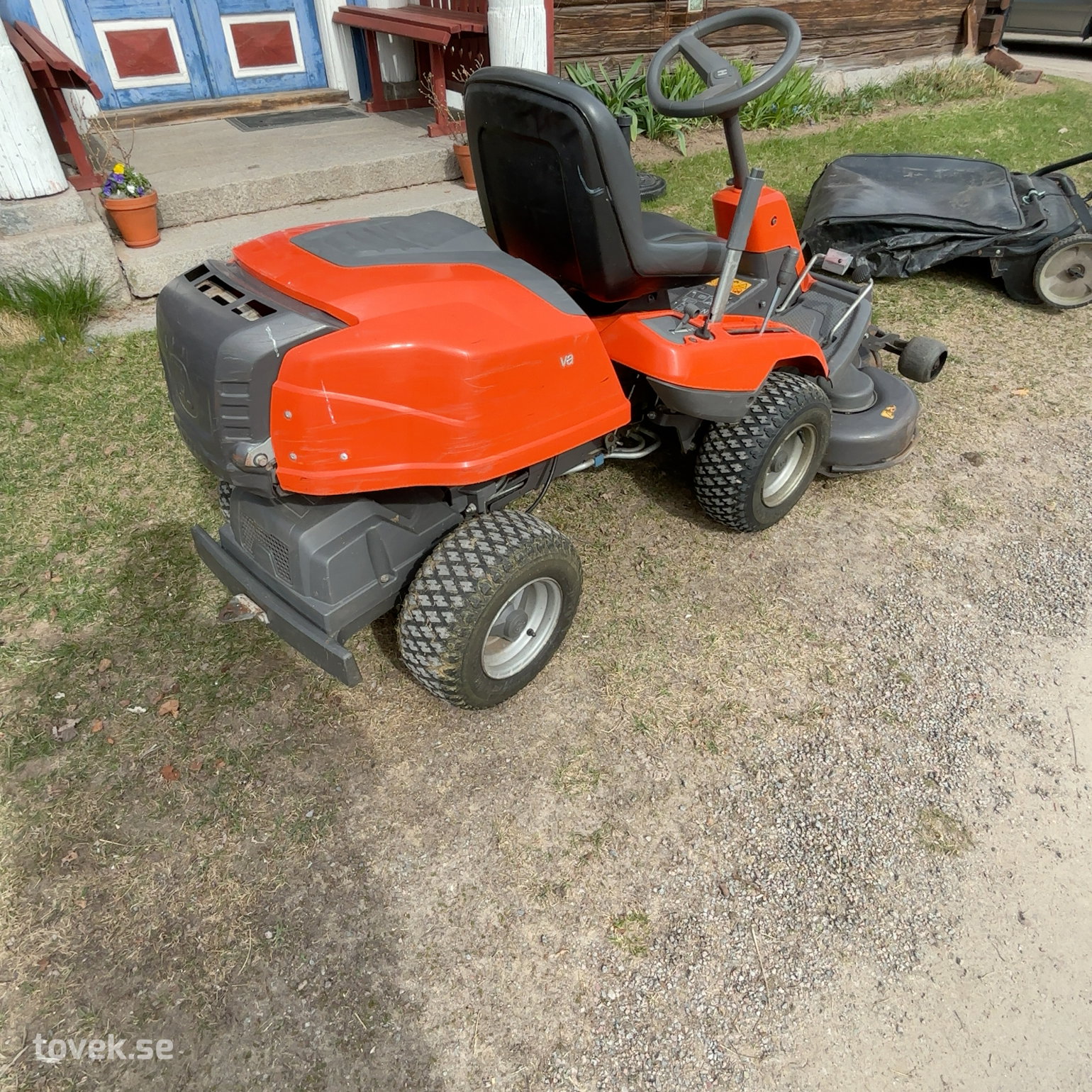 Husqvarna R216 AWD, årsm. 2012 | Toveks Auktioner & Internetauktioner ...