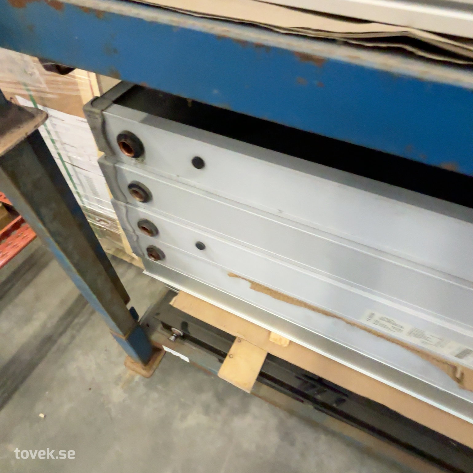 Slider image 9