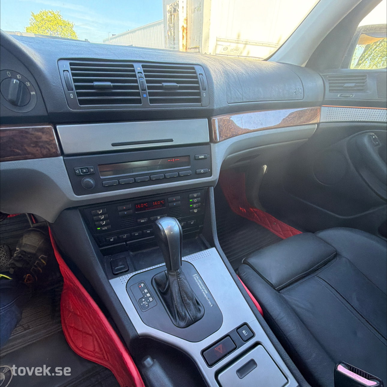 Slider image 9