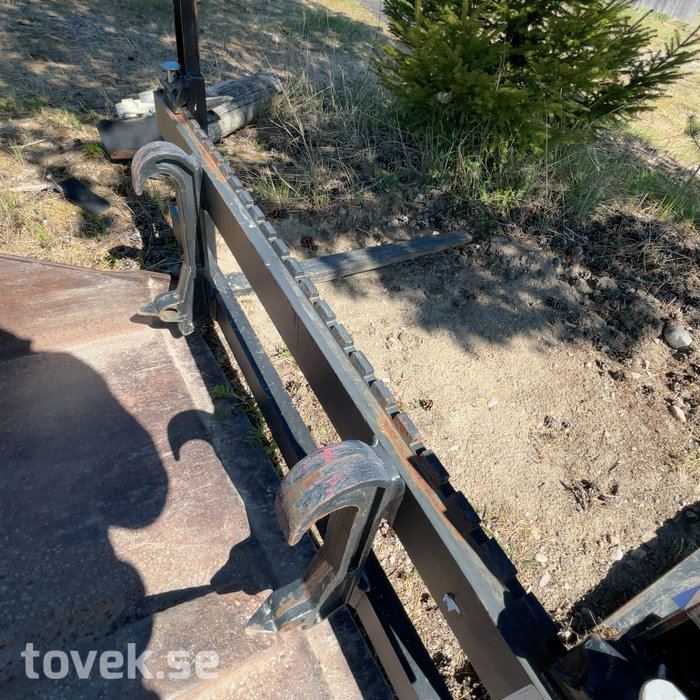 Slider image 3