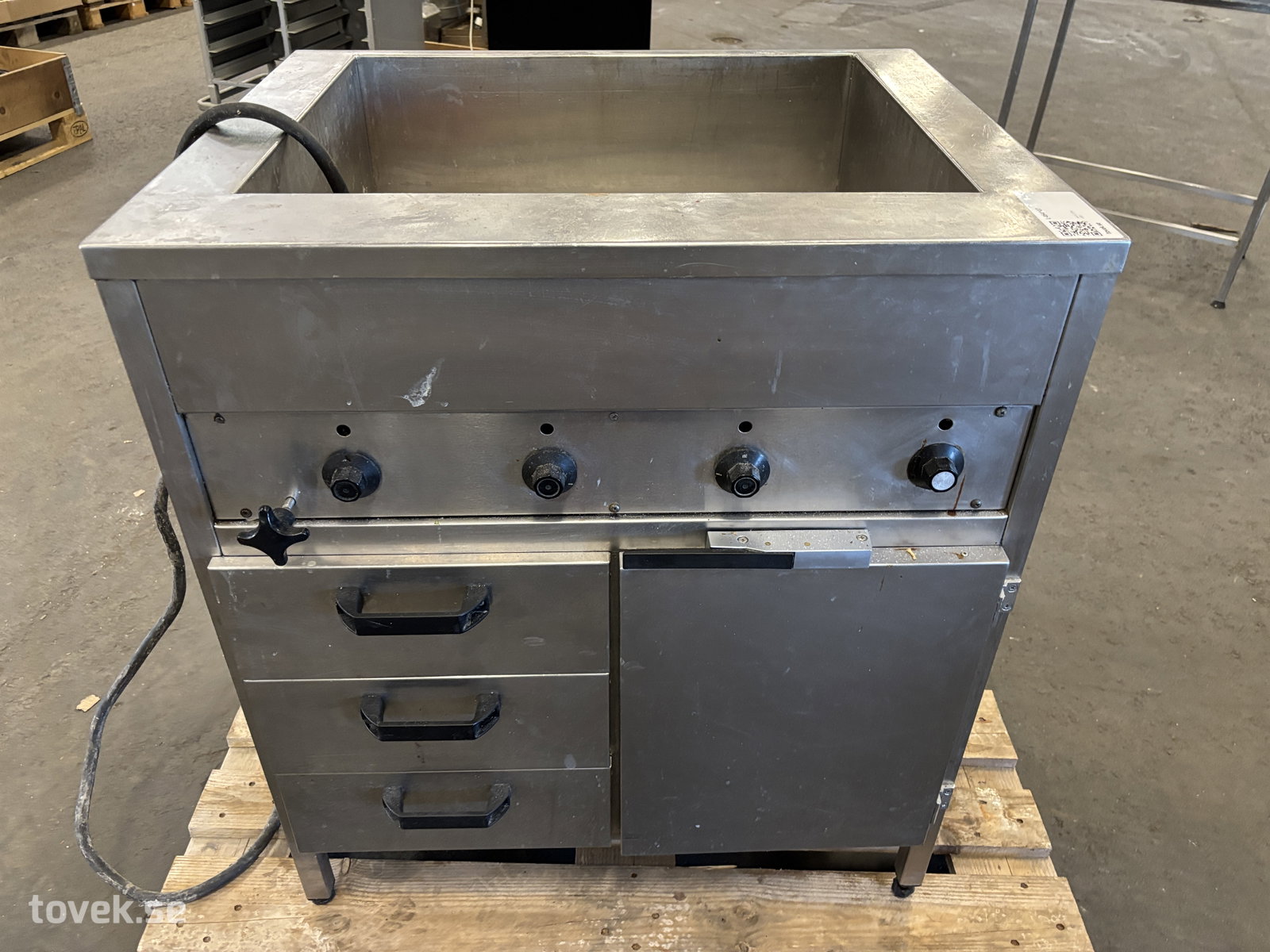 Värmeri Elektro Termo VSL 800-10, ca 80x65cm på auktion i Ätran hos Toveks Auktioner