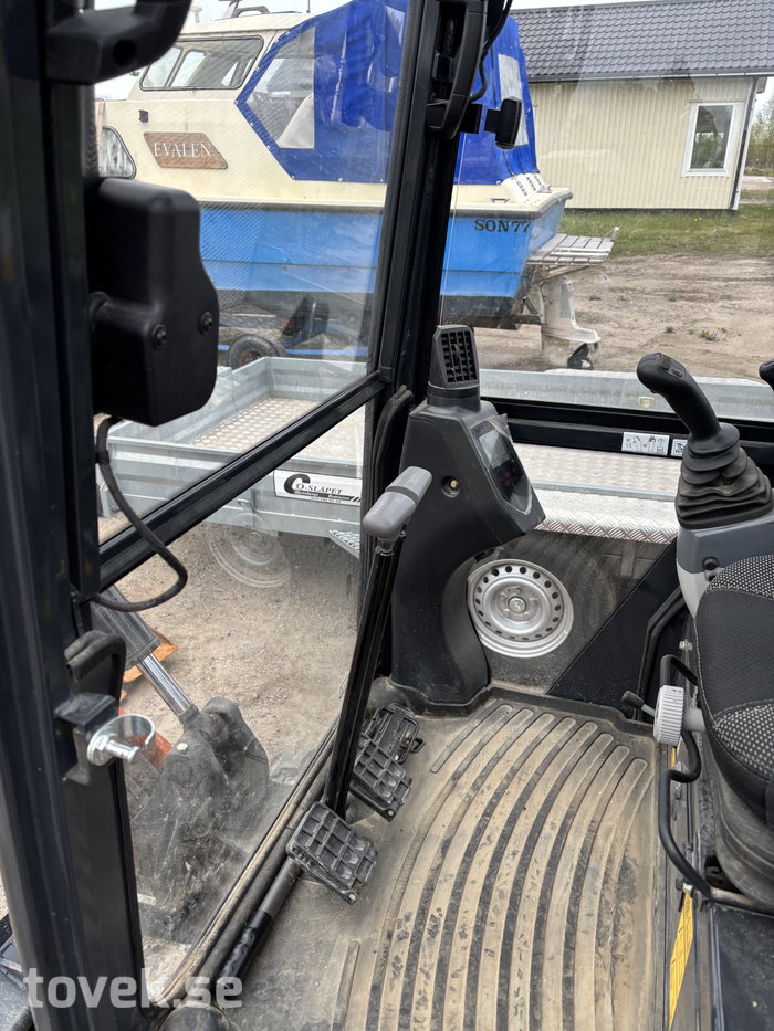 Slider image 16