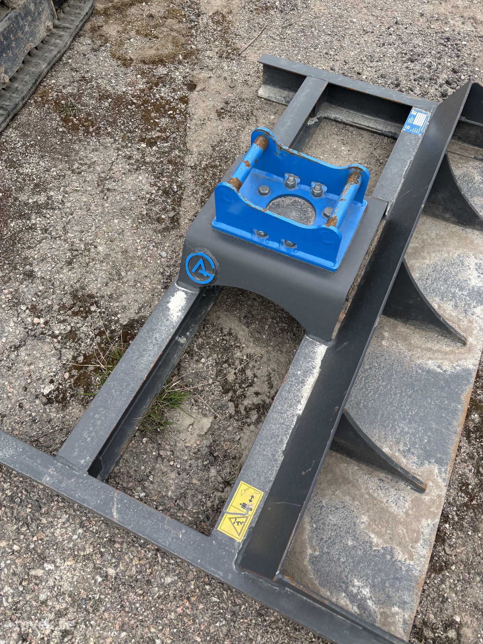 Slider image 3