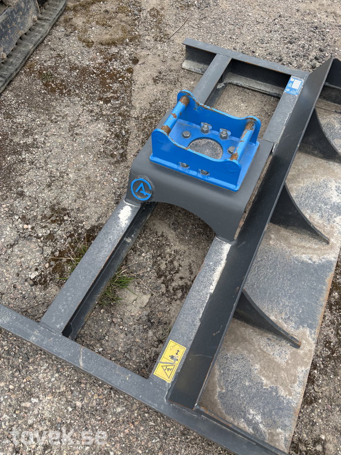Slider image 3