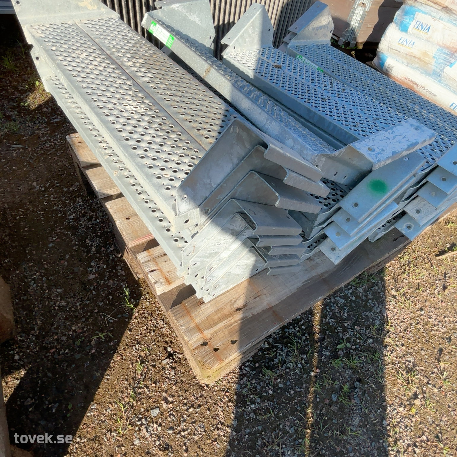 Slider image 8
