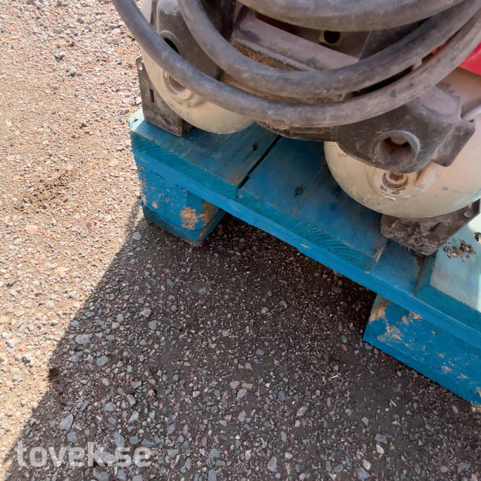 Slider image 13