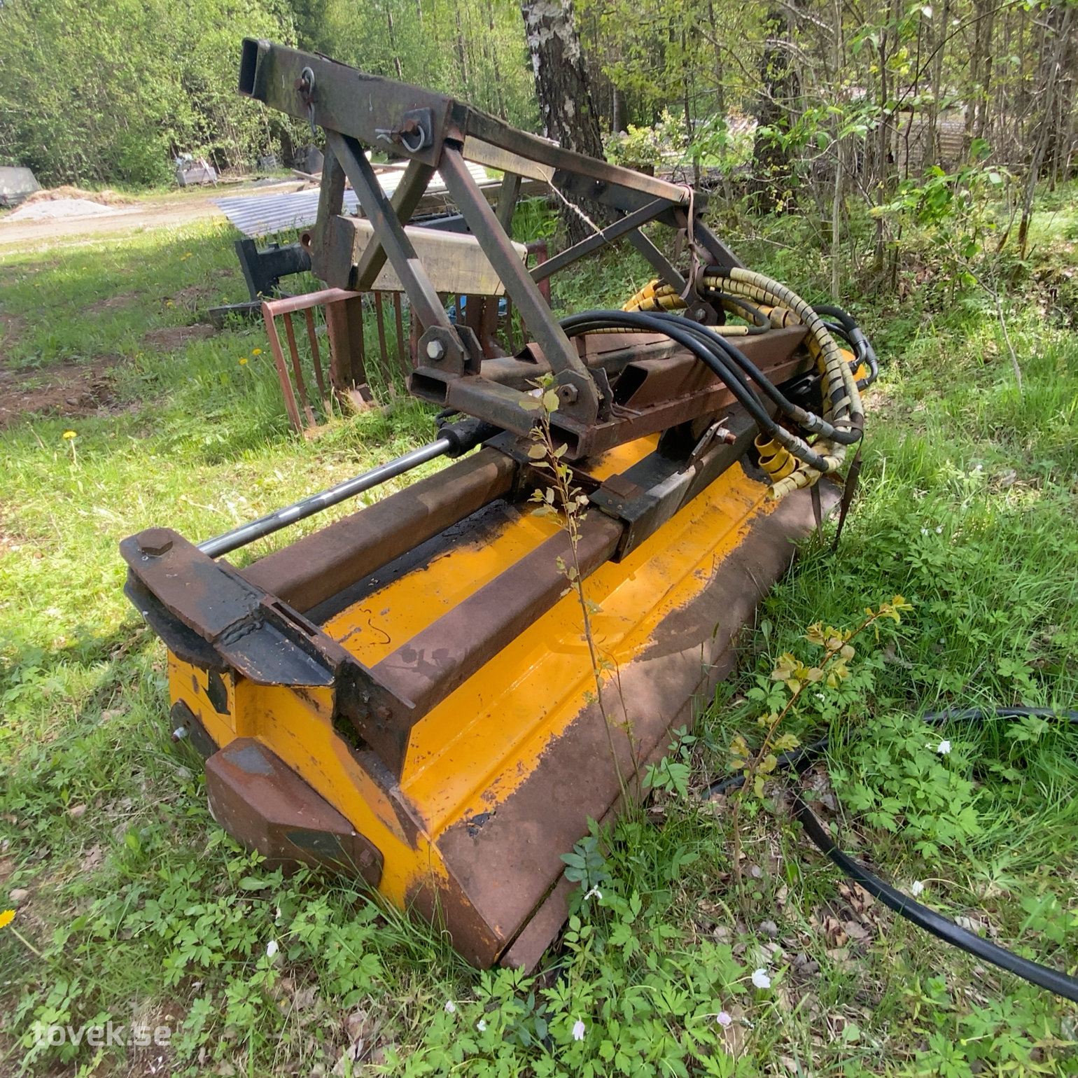 Slaghack med SMS-trimafäste