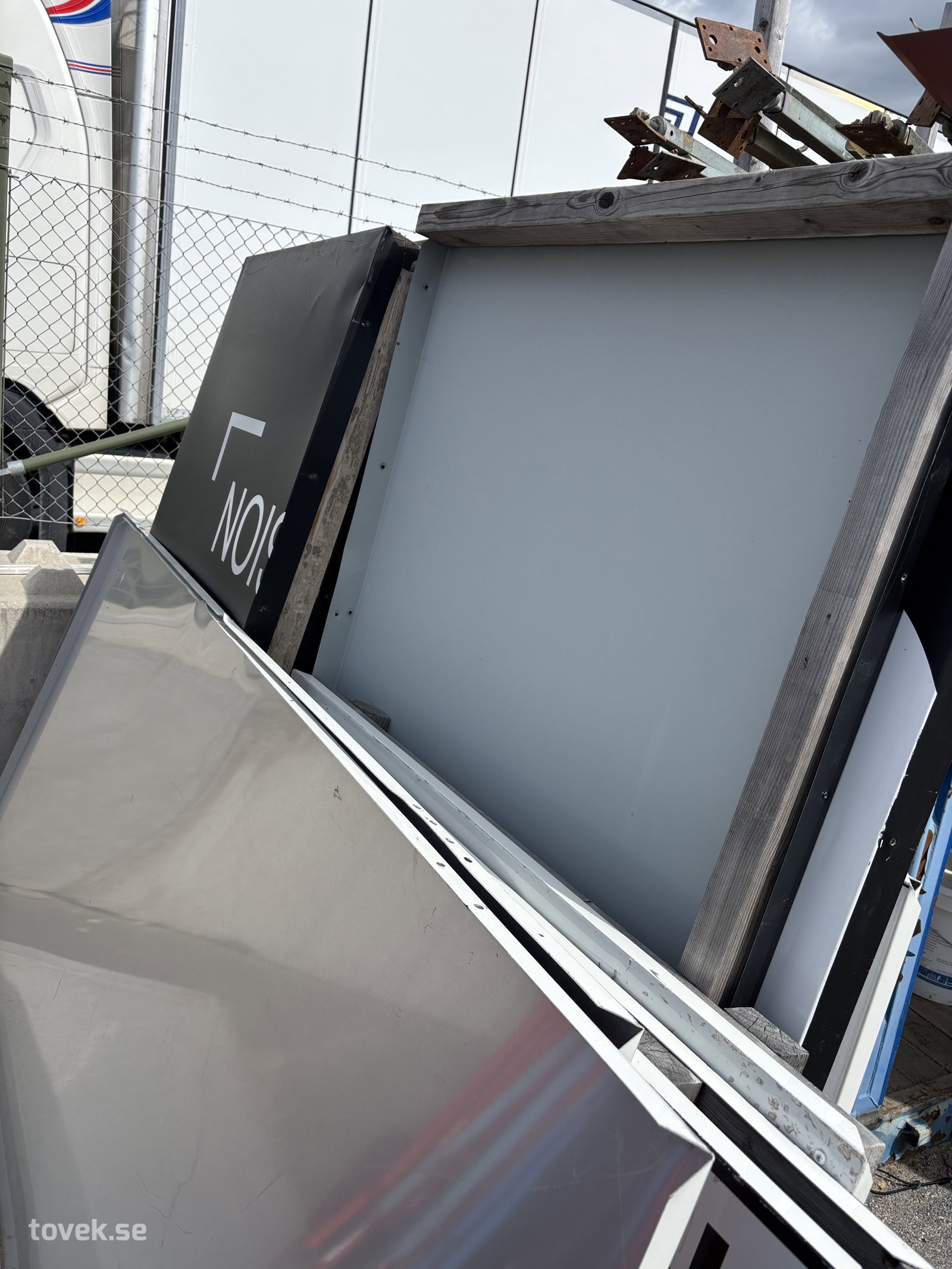Slider image 3