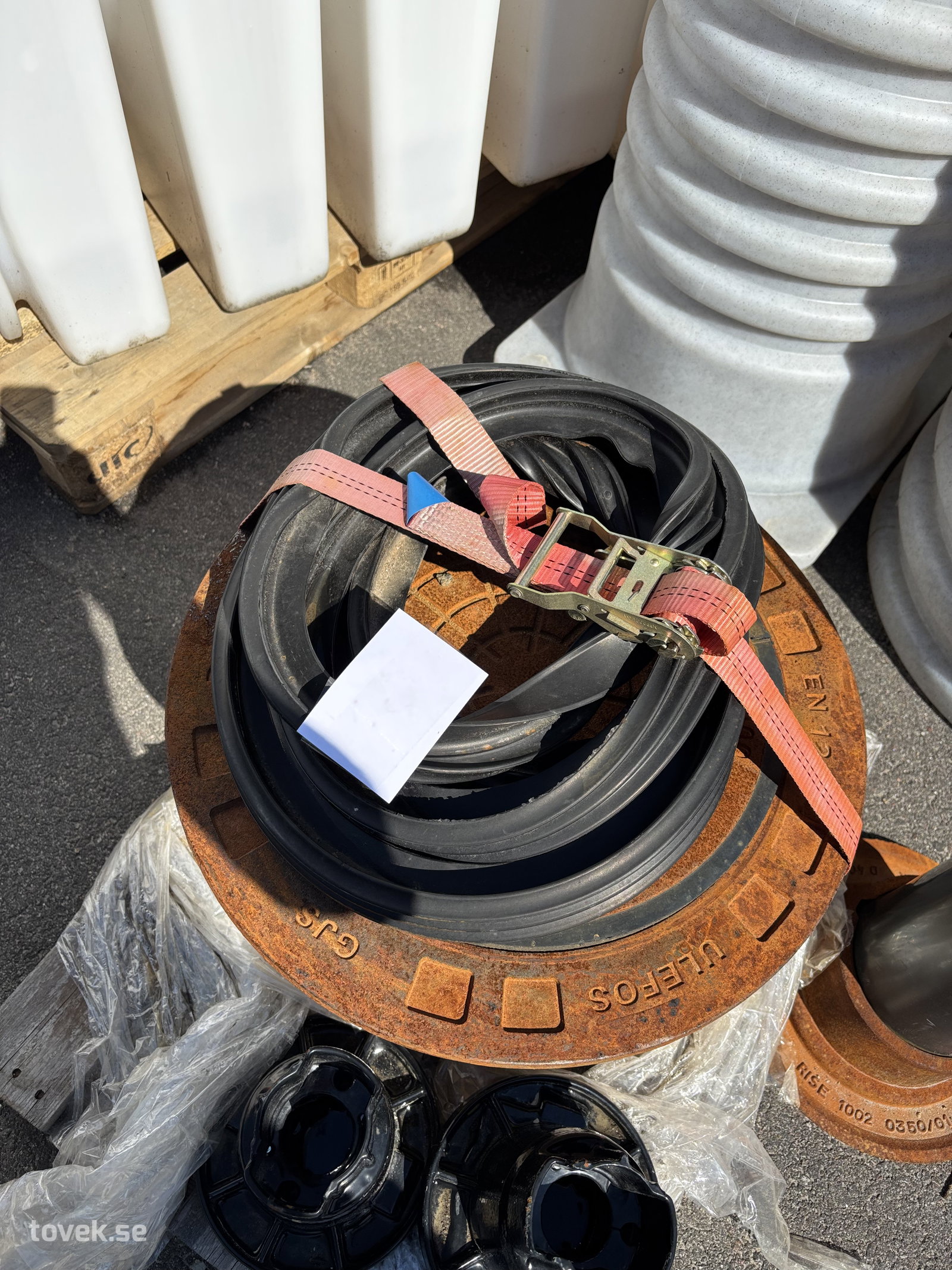 Slider image 10