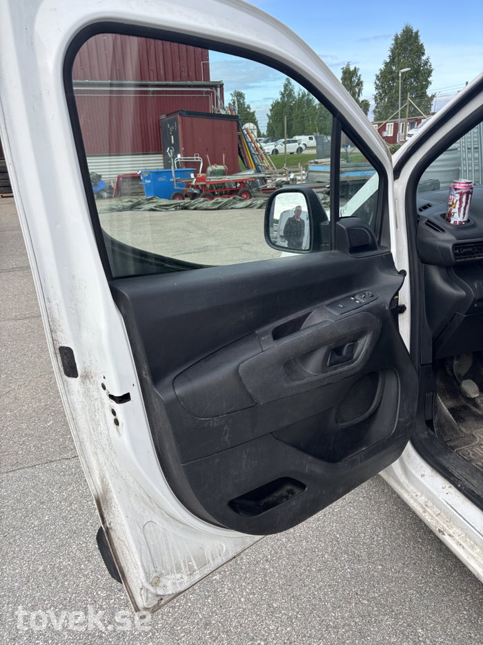 Slider image 12