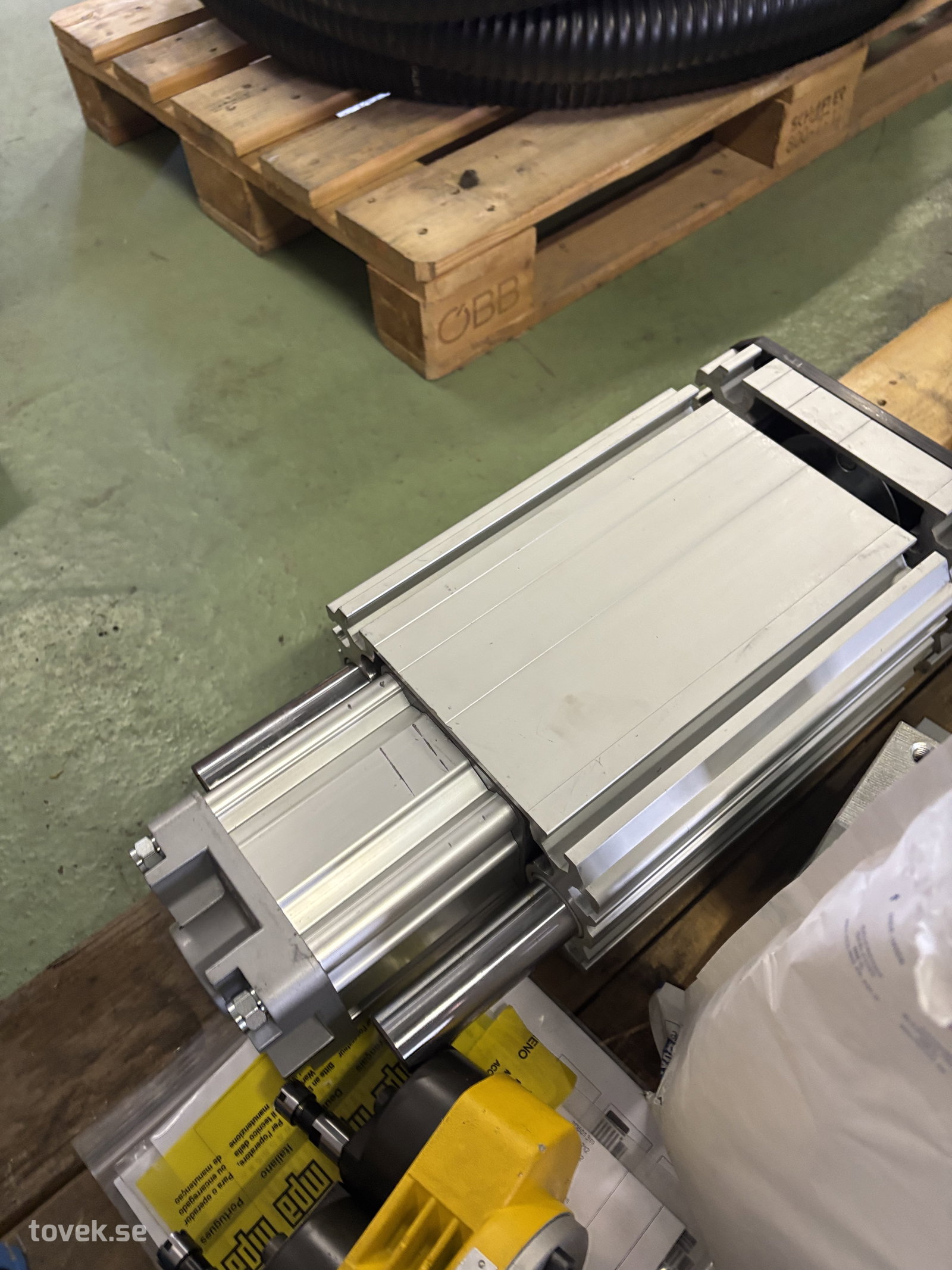 Slider image 9