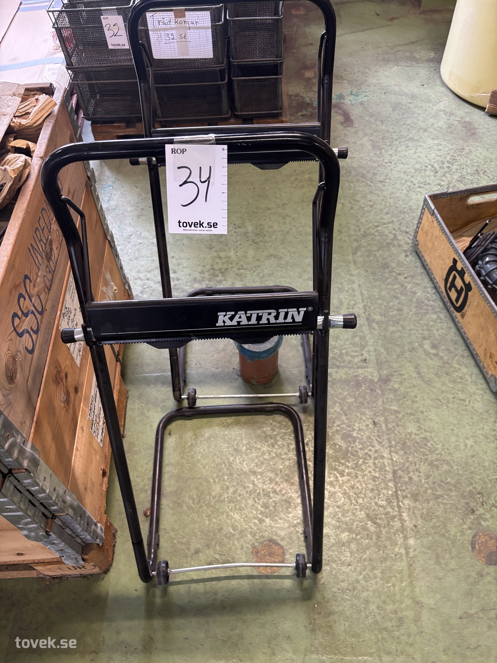 Pappershållare Katrin 2 st 