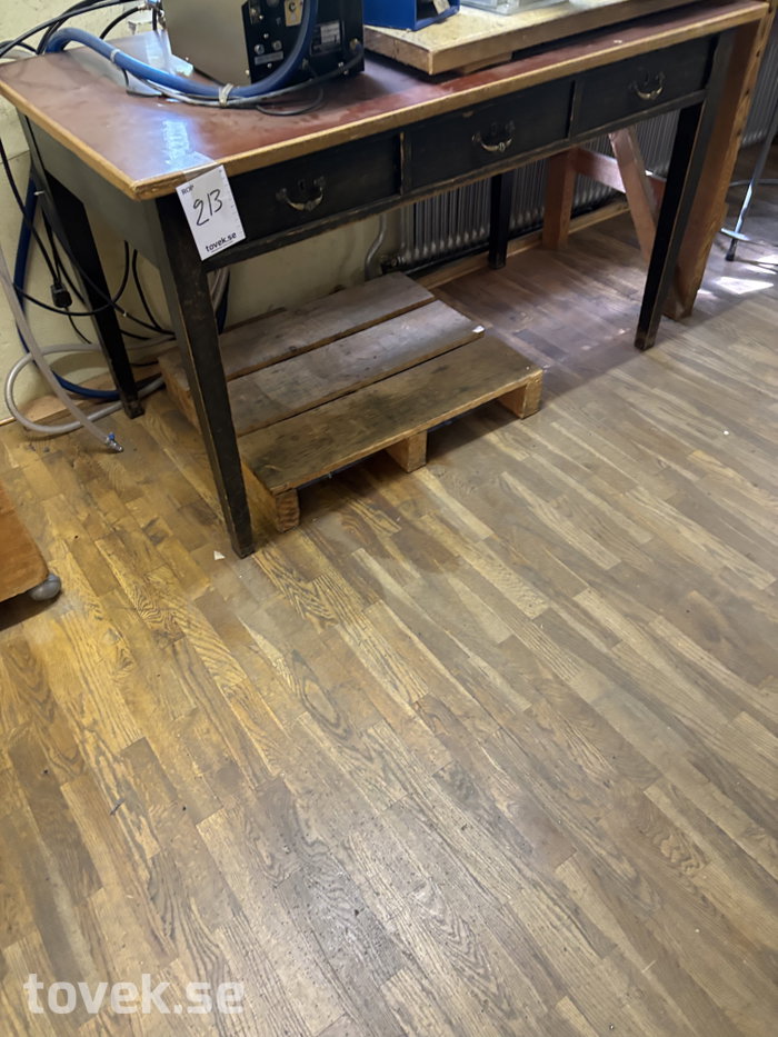 Slider image 0