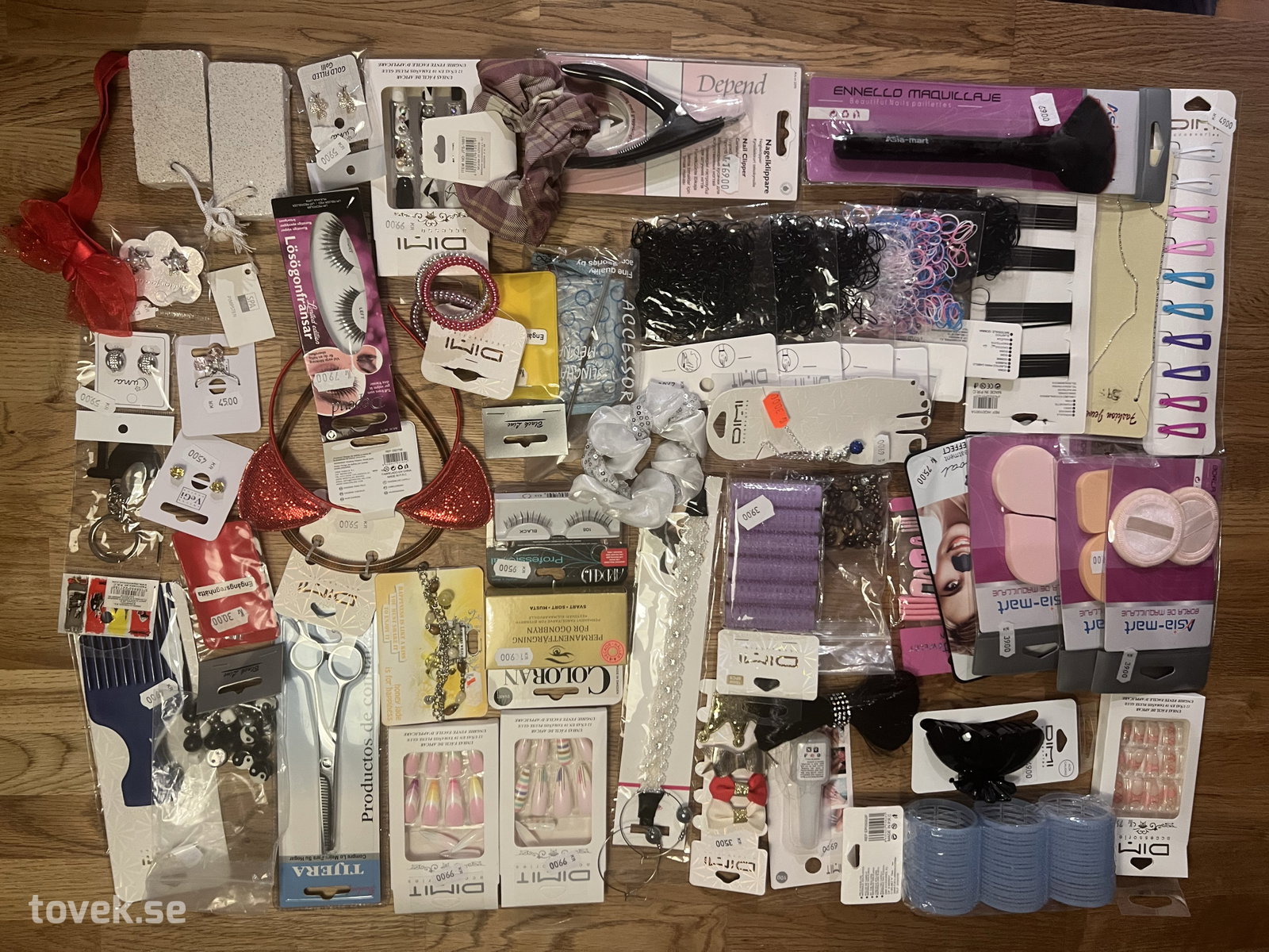 Paket med div hår o nageltillbehör # 2
