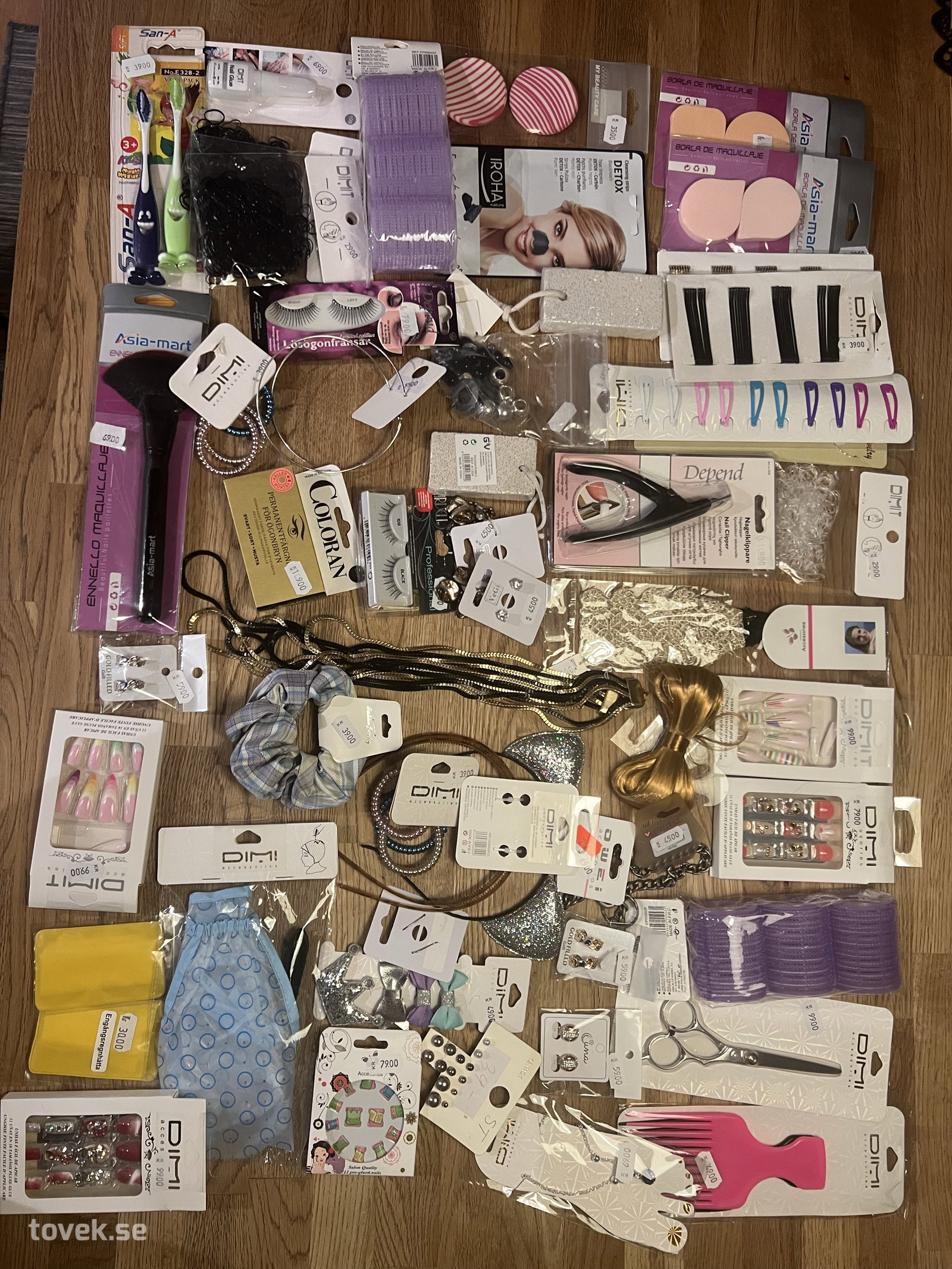Paket med div hår o nageltillbehör # 3