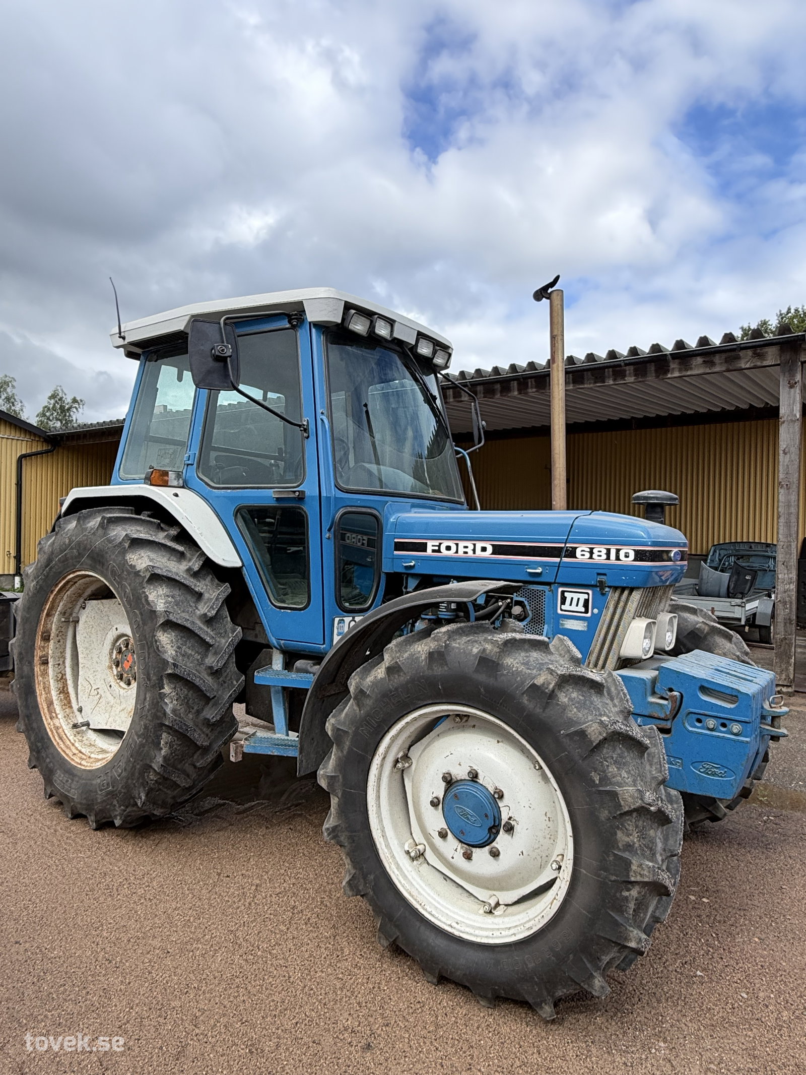 Traktor Ford 6810 4WD, 1989