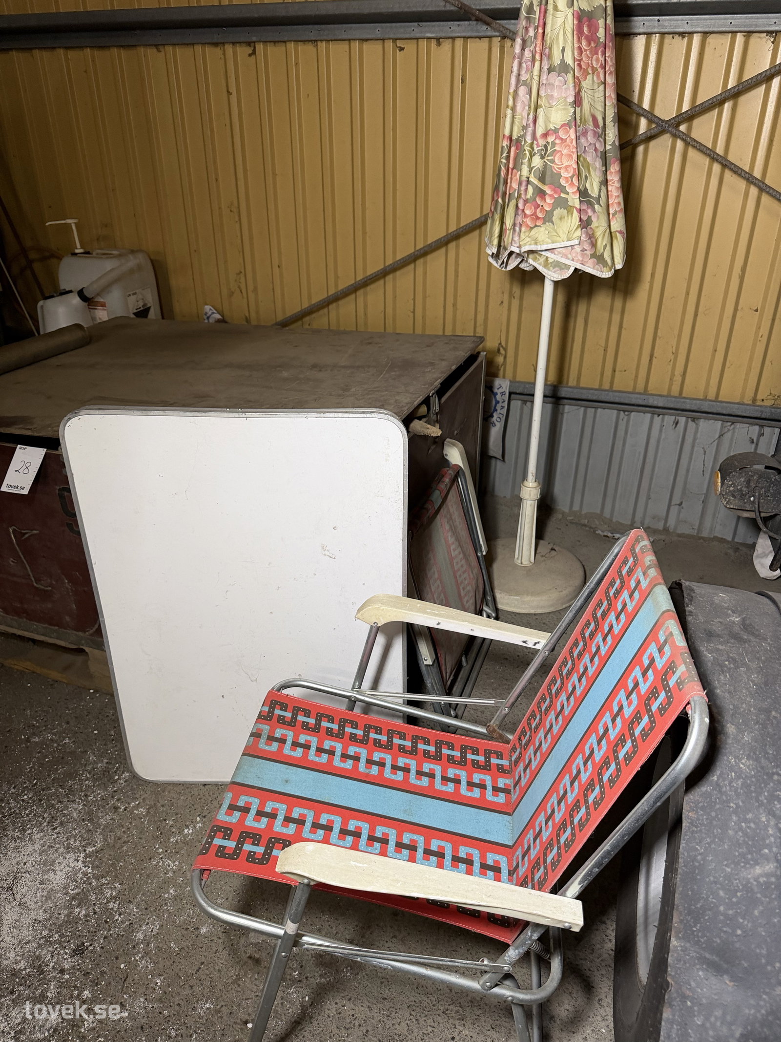 Campingset ”Retro” med bord, 2 stolar & parasoll