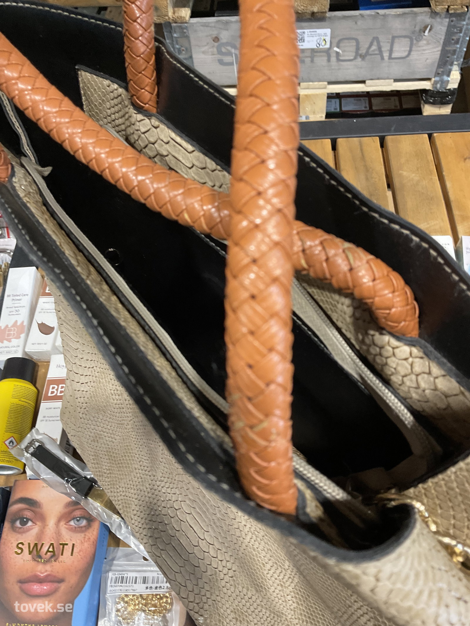 Slider image 11