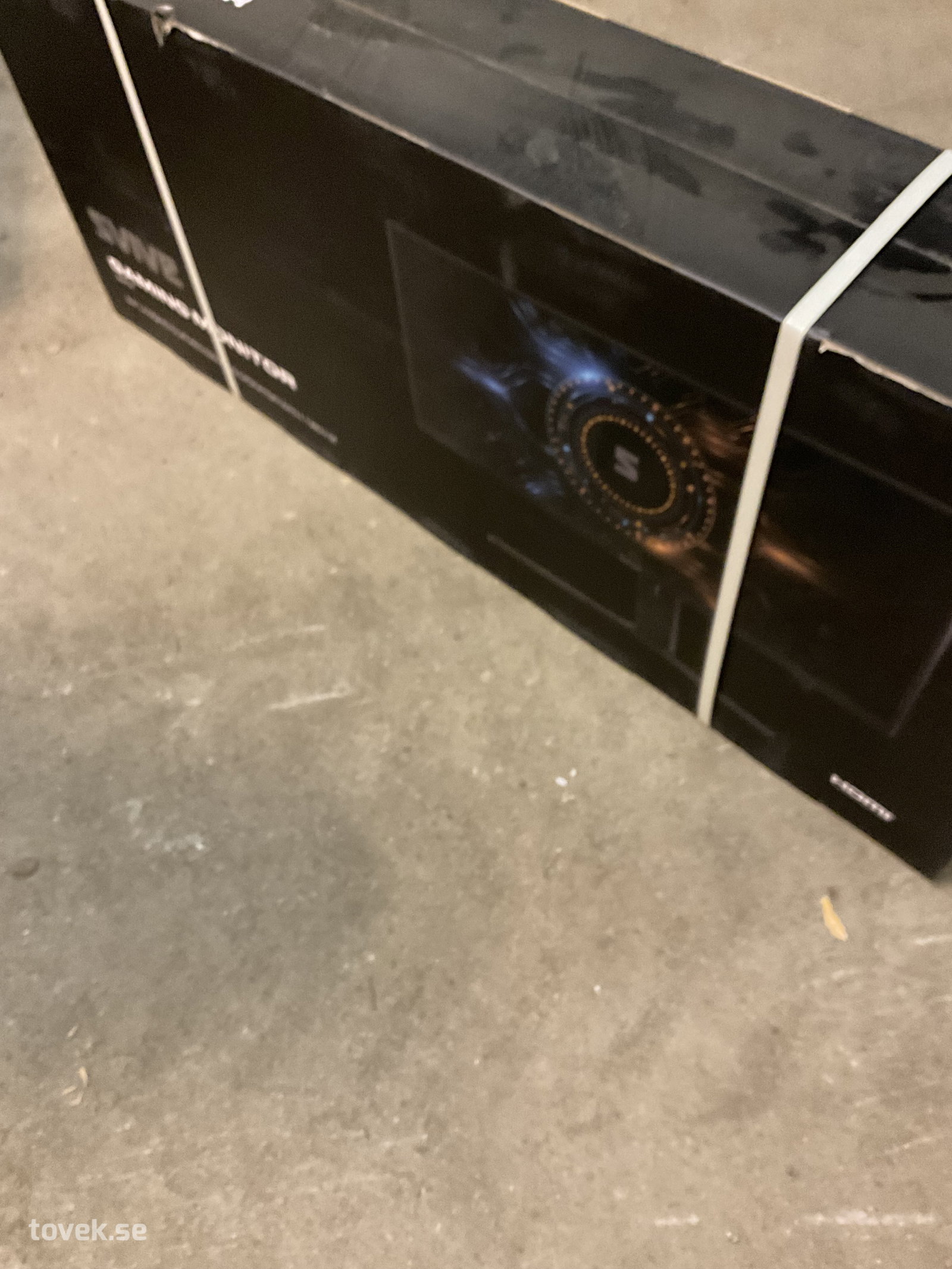 Gamingmonitor, ny i kartong