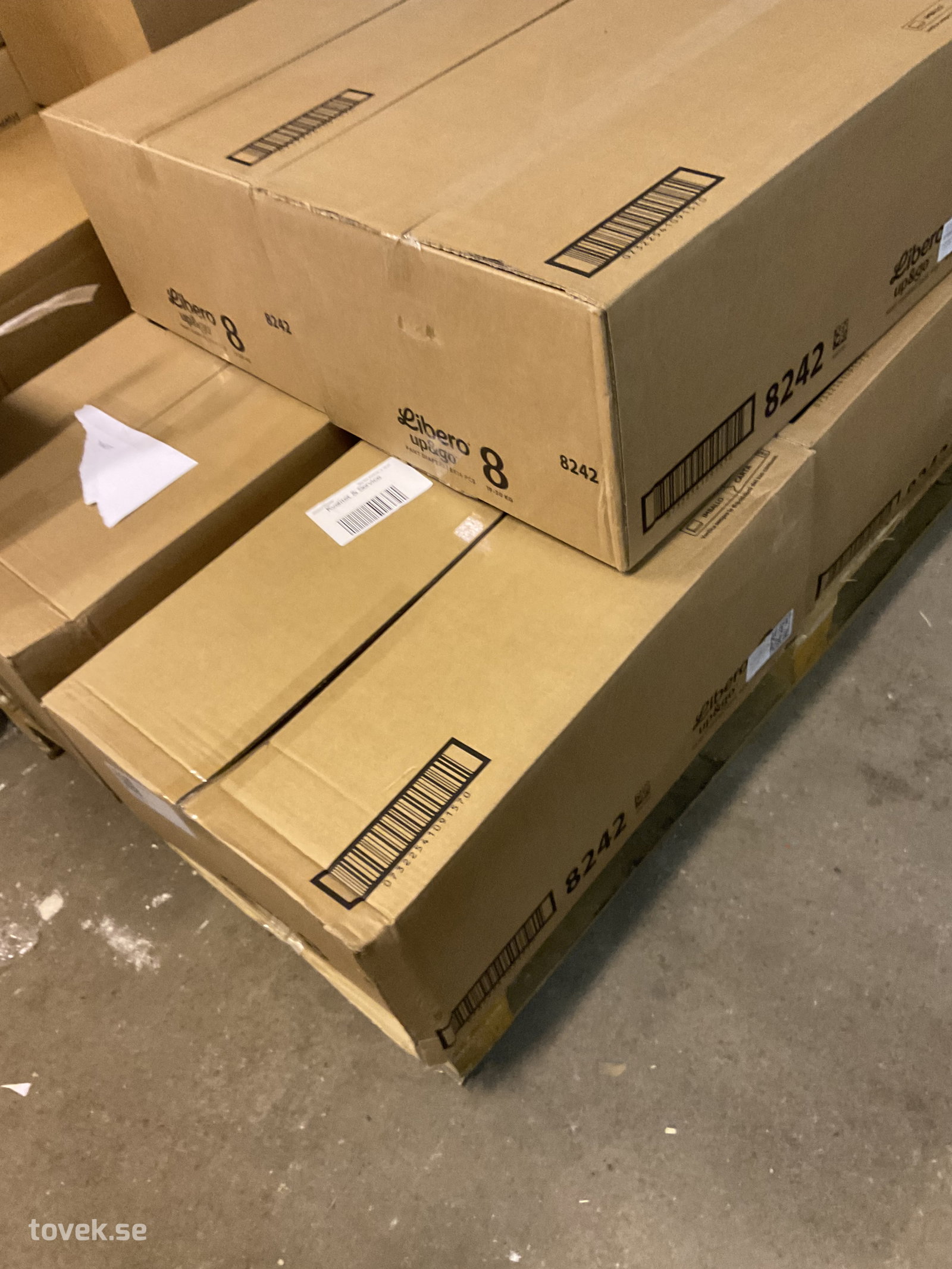 6 kart Blöjor Up&Go stl 8, med 8 paket i varje kartong