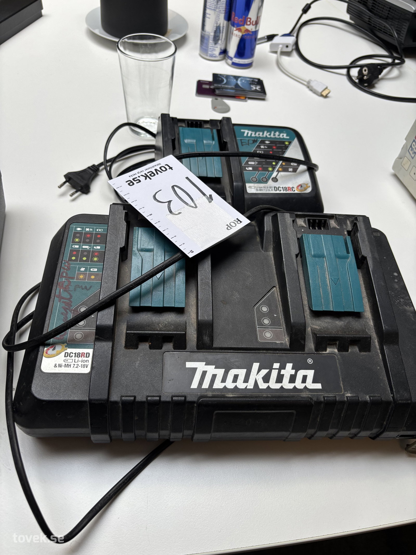 Laddare Makita 2 st varav en dubbel 