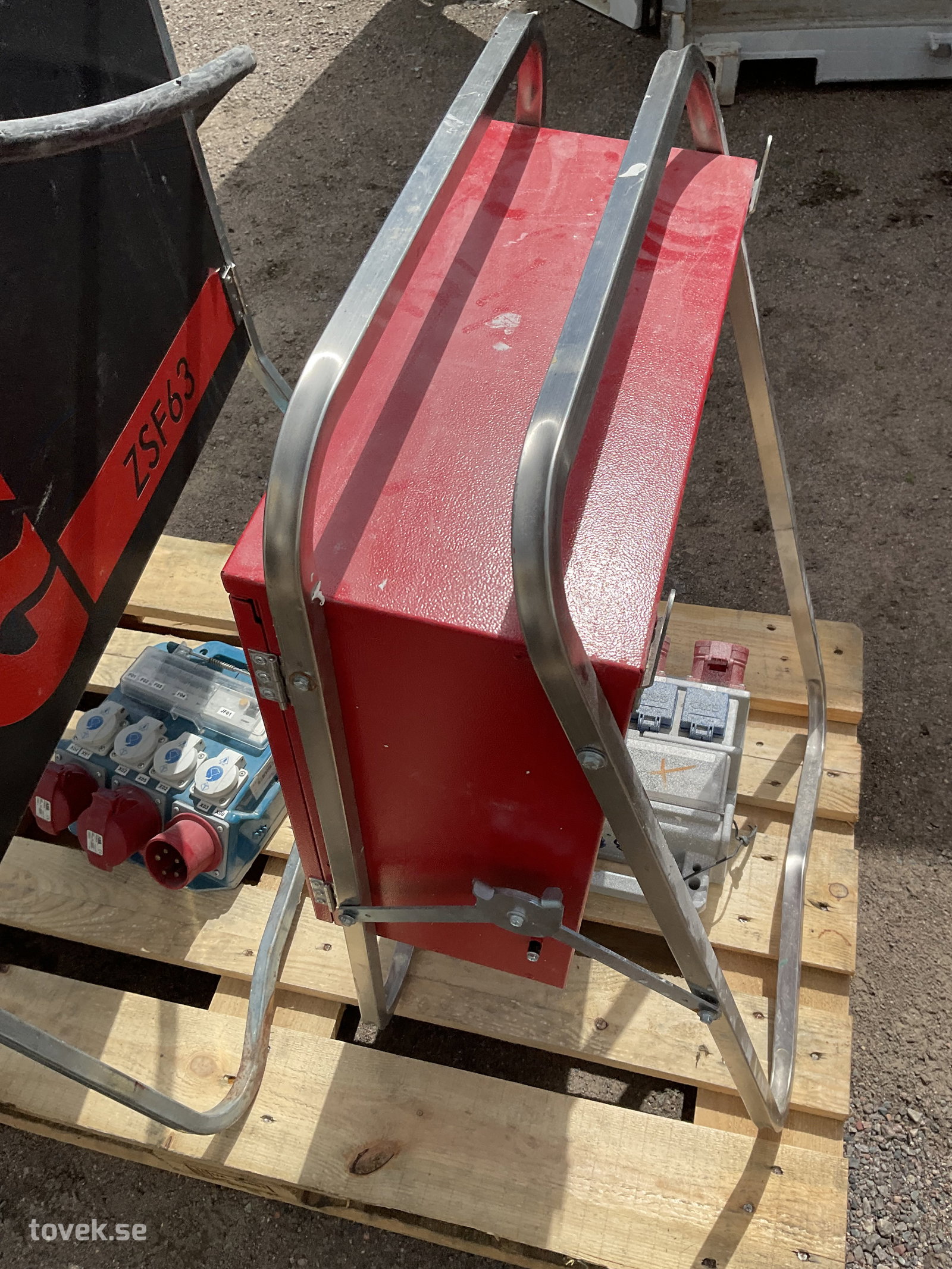 Slider image 13