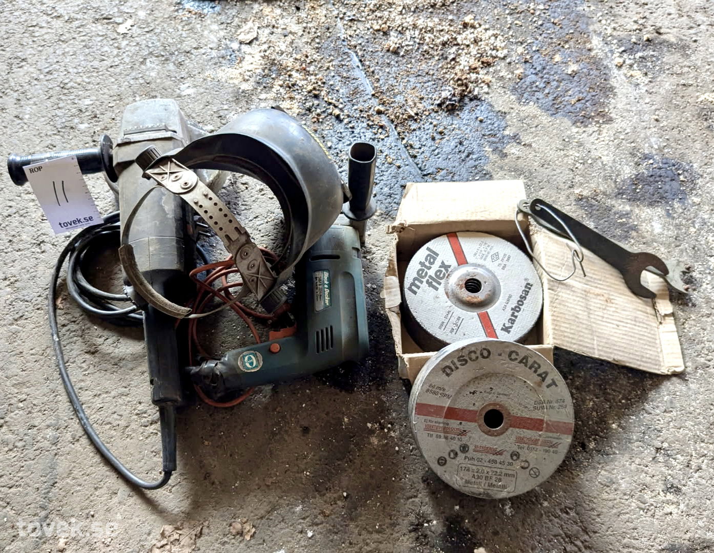 Motorkap, borrmaskin, svetshjälm